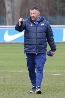 DEU, DFL, 2. FBL Hertha BSC, Training, 05.03.2024, Sportforum, Berlin, DEU, DFL, 2. FBL Hertha BSC, Training, im Bild Cheftrainer Pal Dardai (Hertha BSC Berlin) DFL - regulations prohibit any use of Photographs as image sequences and or quasi-video Foto: Juergen Engler nordphoto GmbH