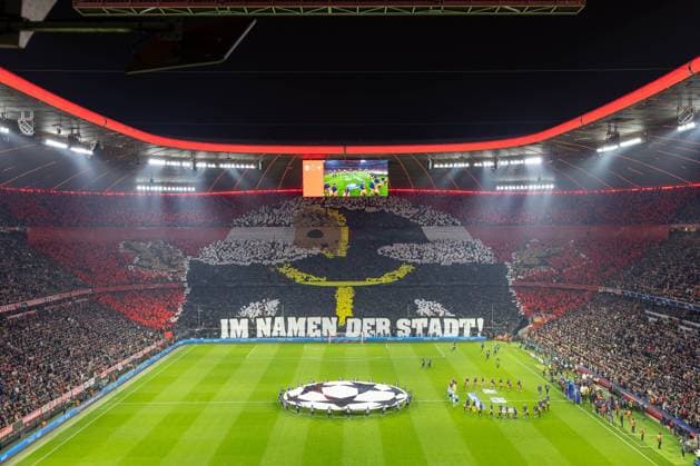 Fans (FC Bayern Muenchen) mit Choreografie, im Namen der Stadt, FC Bayern Muenchen vs. S. S. Lazio Rom, Champions League, Fussball, Achtelfinale, Rueckspiel, 05.03.2024 Muenchen Bayern Deutschland