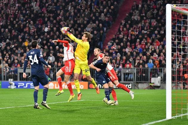 Ivan Provedel (94 Lazio Rom) in Aktion beim Champions Leaguespiel FC Bayern München - Lazio Rom am 05.03.2024 München Allianz Arena Bayern Deutschland