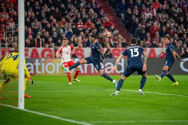 Joshua Kimmich (FC Bayern Muenchen, 06), Matias Vecino (Lazio Rome, 05), Alessio Romagnoli (Lazio Rome, 13), GER, FC Bayern Muenchen (FCB) vs. Lazio Rome (SSL), Fussball, UEFA Champions League, Achtelfinal Rueckspiel, Saison 2023 2024, 05.03.2024, DFB DFL regulations prohibit any use of photographs as image sequences and or quasi-video., GER, FC Bayern Muenchen (FCB) vs. Lazio Rome (SSL), Fussball, UEFA Champions League, Achtelfinal Rueckspiel, Saison 2023 2024, 05.03.2024 Muenchen Copyright: xEibner-Pressefoto SaschaxWaltherx EP_EER
