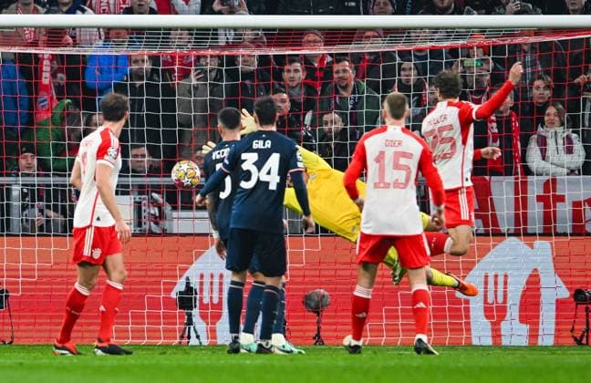 Germany, Muenchen, 05.03.2024, Allianz Arena, FC Bayern Muenchen vs SS Lazio - UEFA Champions League 2023 24 - Round of 16 Second Leg, Thomas Mueller (Bayern Muenchen) scores the second goal for his team Munich Allianz Arena Bavaria Germany