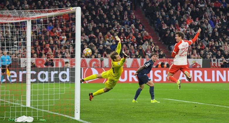 05.03.2024, xemx, Fussball UEFA Champions League 1 8 Finale, FC Bayern Muenchen - Lazio Rom emspor, v.l. Thomas Mueller(FC Bayern Muenchen) Goal scored, erziehlt das Tor zum 2:0 (DFL DFB REGULATIONS PROHIBIT ANY USE OF PHOTOGRAPHS as IMAGE SEQUENCES and or QUASI-VIDEO) Muenchen