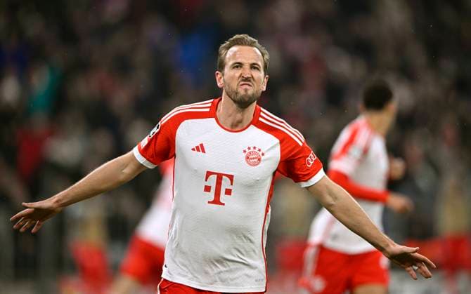 Sport Bilder des Tages TOR zum 3:0 Harry Kane FC Bayern Muenchen FCB (09) Torjubel FC Bayern Muenchen FCB vs Lazio Rom Achtelfinale Rueckspiel 05.03.2024 DFL REGULATIONS PROHIBIT ANY USE OF PHOTOGRAPHS AS IMAGE SEQUENCES AND OR QUASI-VIDEO FC Bayern Muenchen FCB vs Lazio Rom