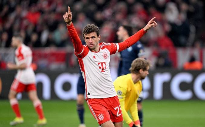 FUSSBALL CHAMPIONS LEAGUE SAISON 2023 2024 Achtelfinale Rueckspiel 05.03.2024 FC Bayern Muenchen - Lazio Rom Jubel vom Torschuetzen Thomas Mueller (FC Bayern Muenchen)
