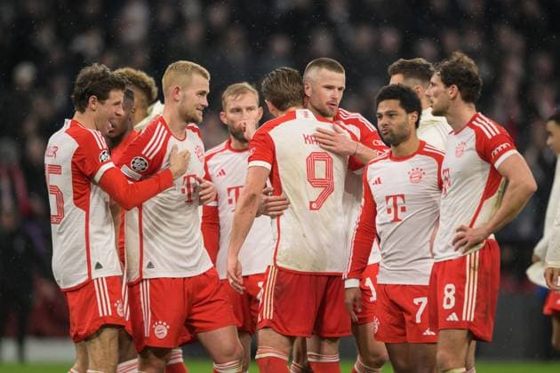 Fußball, UEFA Championsleague, 20240305, FC Bayern München - SS Lazio Rom. Im Bild Harry KANE (FC Bayern München, 9) und Eric DIER (FC Bayern München, 15) klatschen Sieg ab. München Allianz Arena Bayern Deutschland Copyright: Passion2Press MarkusxFischerx