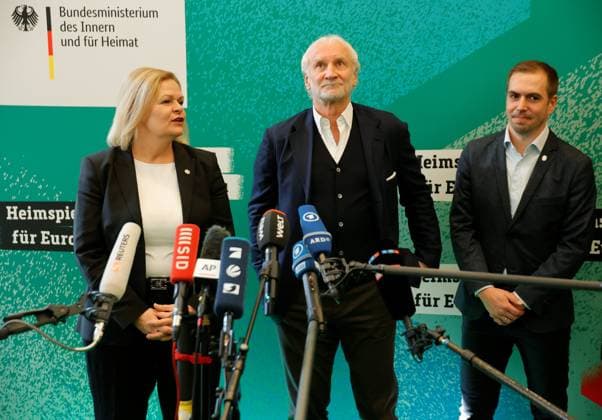 Bundesinnenministerin Nancy Faeser, DFP-Sportdirektor Rudi Völler, Turnierdirektor Philipp Lahm, Deutschland, Berlin, 100-Tage Countdown Event zur UEFA EURO, EM, Europameisterschaft,Fussball 2024