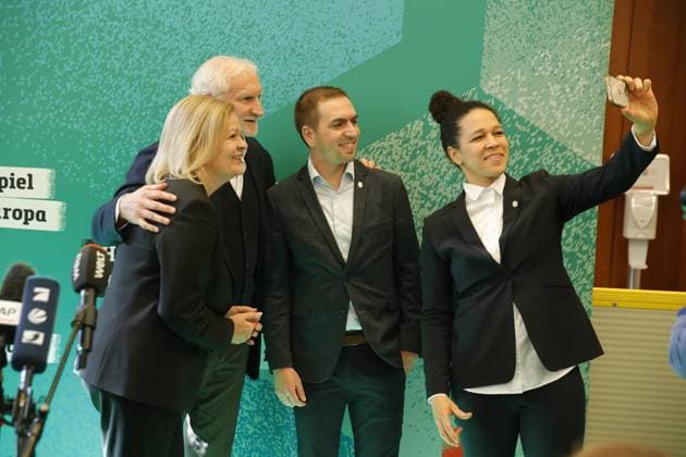 Bundesinnenministerin Nancy Faeser, DFP-Sportdirektor Rudi Völler, Turnierdirektor Philipp Lahm, Turnierbotschafterin Celia äaöic, Deutschland, Berlin, 100-Tage Countdown Event zur UEFA EURO, EM, Europameisterschaft,Fussball 2024