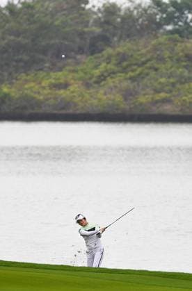 (240307) -- LINGSHUI, March 7, 2024 -- Inami Mone of Japan plays a shot during the first round of the Blue Bay LPGA, Golf Damen golf tournament in Lingshui, south China s Hainan Province, March 7, 2024. ) (SP)CHINA-HAINAN-LINGSHUI-GOLF-BLUE BAY LPGA (CN) YangxGuanyu 