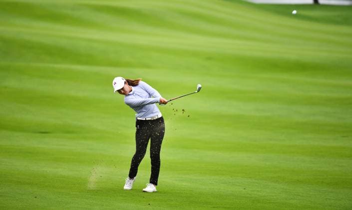 (240307) -- LINGSHUI, March 7, 2024 -- Wang Xinyin of China plays a shot during the first round of the Blue Bay LPGA, Golf Damen golf tournament in Lingshui, south China s Hainan Province, March 7, 2024. ) (SP)CHINA-HAINAN-LINGSHUI-GOLF-BLUE BAY LPGA (CN) YangxGuanyu 