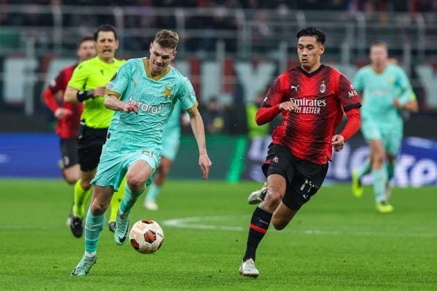 David Doudera of SK Slavia Praha competes for the ball with Tijjani Reijnders of AC Milan during UEFA Europa League 2023 24 Round of 16 - 1st leg football match between AC Milan and SK Slavia Praha at San Siro Stadium, Milan, Italy on March 07, 2024  Copyright: xFabrizioxCarabelli IPAxSportx xix xx IPA_44087656 IPA_Agency_IPA44087656