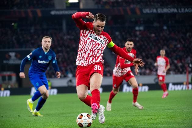 Christian Guenter (SC Freiburg, 30) am Ball, GER, SC Freiburg vs West Ham United, Fussball UEFA Europa League, Achtelfinale Hinspiel, Saison 2023 2024, 07.03.2024 GER, SC Freiburg vs West Ham United, Fussball UEFA Europa League, Achtelfinale Hinspiel, Saison 2023 2024, 07.03.2024 Freiburg Copyright: xEibner-Pressefoto Memmlerx EP_MMR