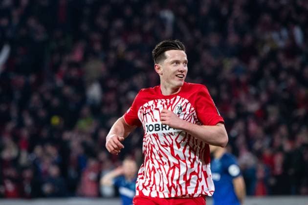 Michael Gregoritsch (SC Freiburg, 38) jubelt ueber das Tor zum 1:0, GER, SC Freiburg vs West Ham United, Fussball UEFA Europa League, Achtelfinale Hinspiel, Saison 2023 2024, 07.03.2024 GER, SC Freiburg vs West Ham United, Fussball UEFA Europa League, Achtelfinale Hinspiel, Saison 2023 2024, 07.03.2024 Freiburg Copyright: xEibner-Pressefoto Memmlerx EP_MMR