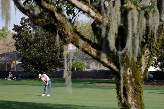 ORLANDO, FL - MARCH 07: Collin Morikawa of the United States hits from the fairway at the 15th hole during the first round of the Arnold Palmer Invitational presented by Mastercard at Arnold Palmer Bay Hill Golf Course on March 07, 2024 in Orlando, Florida. (Photo by Joe Robbins Icon Sportswire) GOLF: MAR 07 PGA, Golf Herren Arnold Palmer Invitational presented by Mastercard EDITORIAL USE ONLY Icon5732403070841