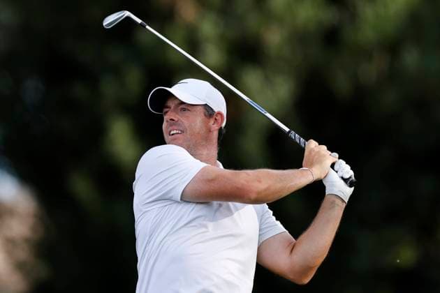 ORLANDO, FL - MARCH 07: Rory McIlroy of Northern Ireland hits a tee shot at the 17th hole during the first round of the Arnold Palmer Invitational presented by Mastercard at Arnold Palmer Bay Hill Golf Course on March 07, 2024 in Orlando, Florida. (Photo by Joe Robbins Icon Sportswire) GOLF: MAR 07 PGA, Golf Herren Arnold Palmer Invitational presented by Mastercard EDITORIAL USE ONLY Icon5732403070931