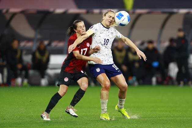 RECORD DATE NOT STATED Concacaf W Gold Cup 2024 Canada (1p) 2-2 (3p) United States Jessie Fleming of Canada and Lindsey Horan of USA during the Semifinals match between Canada and United States (USA) as part of the Concacaf Womens Gold Cup 2024, at Snapdragon Stadium on March 06, 2024 in San Diego, California, United States. SAN DIEGO CALIFORNIA UNITED STATES  Copyright: xUlisesxNaranjox 20240306231754_CWGC_2024_SF_CAN_USA_HORAN155