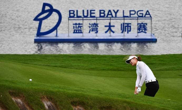 (240308) -- LINGSHUI, March 8, 2024 -- Liu Wenbo of China plays a shot during the second round of the Blue Bay LPGA, Golf Damen golf tournament in Lingshui, south China s Hainan Province, March 8, 2024. ) (SP)CHINA-HAINAN-LINGSHUI-GOLF-BLUE BAY LPGA (CN) YangxGuanyu 
