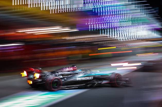 63 RUSSELL George (gbr), Mercedes AMG F1 Team W15, action during the Formula 1 STC Saudi Arabian Grand Prix 2024, 2nd round of the 2024 Formula One World Championship, WM, Weltmeisterschaft from March 7 to 9, 2024 on the Jeddah Corniche Circuit, in Jeddah, Saudi Arabia - F1 - SAUDI ARABIAN GRAND PRIX 2024 DPPI Panoramic  240308_R02_SAUDI_AV6_8534