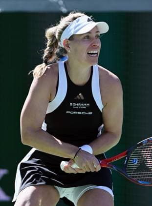 INDIAN WELLS, CA - MARCH 08: Angelique Kerbar (GER) looks down court after returning the ball during a WTA, Tennis Damen tennis match played on March 8, 2024 during the BNP Paribas Open played at the Indian Wells Tennis Garden in Indian Wells, CA. (Photo by John Cordes Icon Sportswire) TENNIS: MAR 08 BNP Paribas Open EDITORIAL USE ONLY Icon506240308015