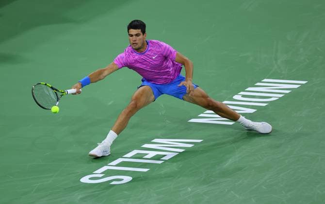 Carlos Alcaraz of Spain in action BNP Paribas Open, Tennis, Day 3, Indian Wells Tennis Garden, California, USA - 08 Mar 2024  Copyright: xEllaxLing Shutterstockx 14381608cq