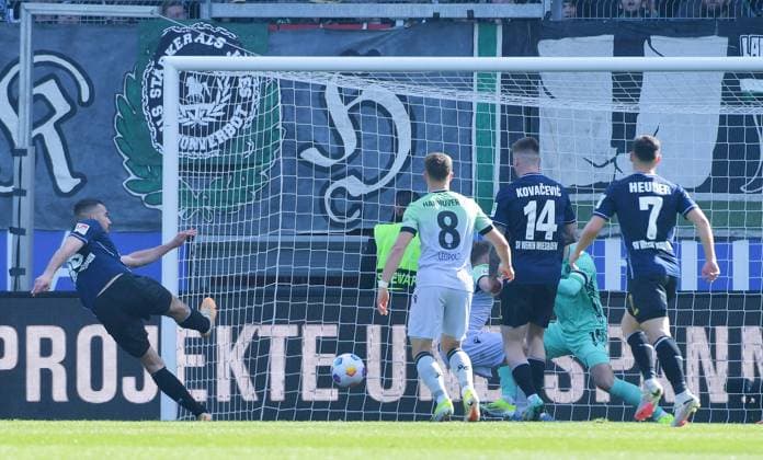 09.03.2024, xblx, Fussball 2.Bundesliga, SV Wehen Wiesbaden - Hannover 96 emspor, v.l. Ivan Prtajin (SV Wehen Wiesbaden), Goal scored, Tor zum 1:0, Enzo Leopold (Hannover 96), Franko Kovacevic (SV Wehen Wiesbaden), Ron-Robert Ziegler (Hannover 96), Robin Heußer Heusser (SV Wehen Wiesbaden) (DFL DFB REGULATIONS PROHIBIT ANY USE OF PHOTOGRAPHS as IMAGE SEQUENCES and or QUASI-VIDEO) Wiesbaden