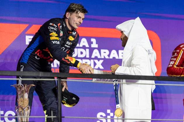 VERSTAPPEN Max (ned), Red Bull Racing RB20, portrait podium BEN SULAYEM Mohammed (uae), President of the FIA, portrait during the Formula 1 STC Saudi Arabian Grand Prix 2024, 2nd round of the 2024 Formula One World Championship, WM, Weltmeisterschaft from March 7 to 9, 2024 on the Jeddah Corniche Circuit, in Jeddah, Saudi Arabia - F1 - SAUDI ARABIAN GRAND PRIX 2024 DPPI Panoramic  240309_R02_SAUDI_XB3_1673