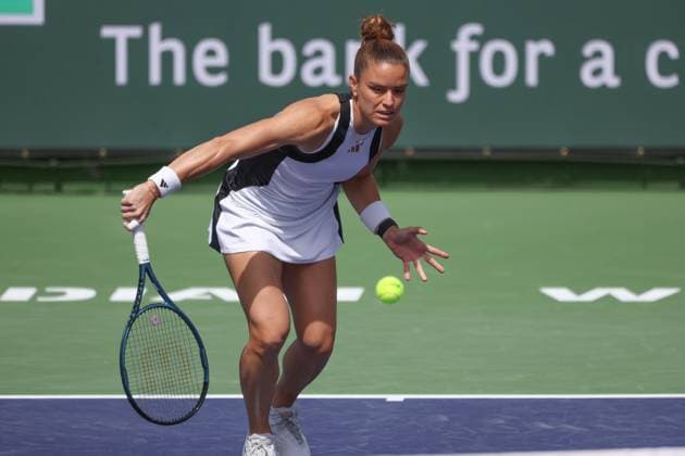 INDIAN WELLS, CA - MARCH 09: Maria Sakkari (GRE) hits a volley during the BNP Paribas Open on March 9, 2024 at Indian Wells Tennis Garden in Indian Wells, CA. (Photo by George Walker Icon Sportswire) TENNIS: MAR 09 BNP Paribas Open EDITORIAL USE ONLY Icon240309031