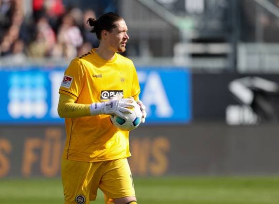 Fussball - 2. BL - SV Wehen Wiesbaden - Hannover 96 - 09.03.24, Florian Stritzel (SVWW), -