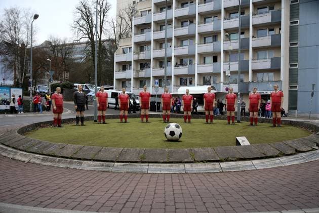 10.03.2024, xmohx, Fussball 2.Bundesliga, 1.FC Kaiserslautern - VfL Osnabrück emspor, v.l. 11 Freunde Kreisel in Kaiserslautern (DFL DFB REGULATIONS PROHIBIT ANY USE OF PHOTOGRAPHS as IMAGE SEQUENCES and or QUASI-VIDEO) Kaiserslautern