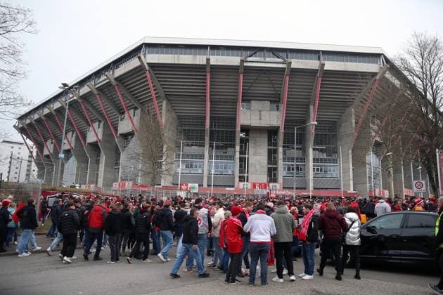 10.03.2024, xmohx, Fussball 2.Bundesliga, 1.FC Kaiserslautern - VfL Osnabrück emspor, v.l. Fritz Walter Stadion Betzenberg Westkurve von aussen (DFL DFB REGULATIONS PROHIBIT ANY USE OF PHOTOGRAPHS as IMAGE SEQUENCES and or QUASI-VIDEO) Kaiserslautern