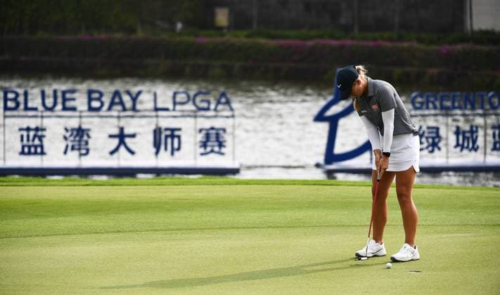 (240310) -- LINGSHUI, March 10, 2024 -- Bailey Tardy of the United States putts a shot during the final round of the Blue Bay LPGA, Golf Damen golf tournament in Lingshui, south China s Hainan Province, March 10, 2024. ) (SP)CHINA-HAINAN-LINGSHUI-GOLF-BLUE BAY LPGA (CN) YangxGuanyu 