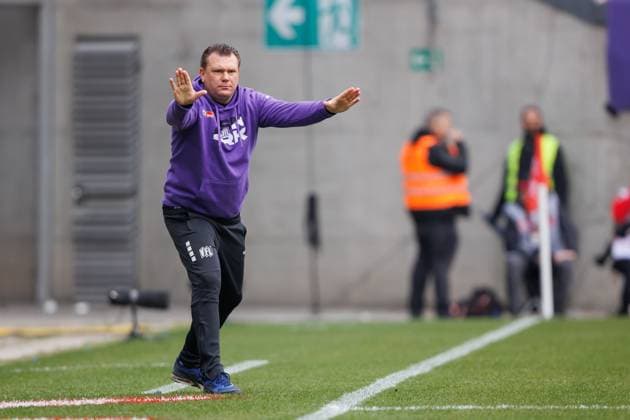 Uwe Koschinat (Trainer VFL Osnabrueck) an der Seitenlinie, 1. FC Kaiserslautern vs VFL Osnabrueck, Fussball, 2. Bundesliga, Saison 2023 2024, 10.03.2024 1. FC Kaiserslautern vs VFL Osnabrueck, Fussball, 2. Bundesliga, Saison 2023 2024, 10.03.2024 Kaiserslautern