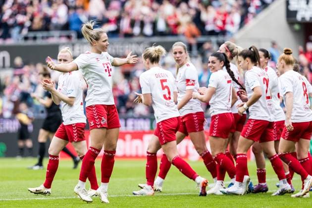 GOOGLE PIXEL Frauen Bundesliga: 1. FC Köln - SV Werder Bremen; 10.03.2024 Jubel zum 1:0 durch Marleen Schimmer (1. FC Köln, 23) GOOGLE PIXEL Frauen Bundesliga: 1. FC Köln - SV Werder Bremen, Köln, RheinEnergieStadion am 10.03.2024 DFB REGULATIONS PROHIBIT ANY USE OF PHOTOGRAPHS AS IMAGE SEQUENCES AND OR QUASI-VIDEO. Copyright: xBEAUTIFULxSPORTS Wunderlx