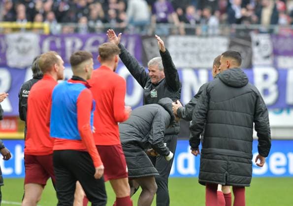 Fussball - 2. Bundesliga - Saison 2023 24 Kaiserslautern - Fritz-Walter-Stadion 10.03.2024 1. FC Kaiserslautern (fck) - VfL Osnabrück (os) 3:2 Trainer Friedhelm FUNKEL (1. FC Kaiserslautern) nach Spielende Fussball - 2. Bundesliga - 1. FC Kaiserslautern