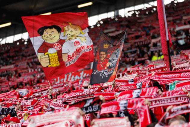 Westkurve Kaiserslautern, 1. FC Kaiserslautern vs VFL Osnabrueck, Fussball, 2. Bundesliga, Saison 2023 2024, 10.03.2024 1. FC Kaiserslautern vs VFL Osnabrueck, Fussball, 2. Bundesliga, Saison 2023 2024, 10.03.2024 Kaiserslautern
