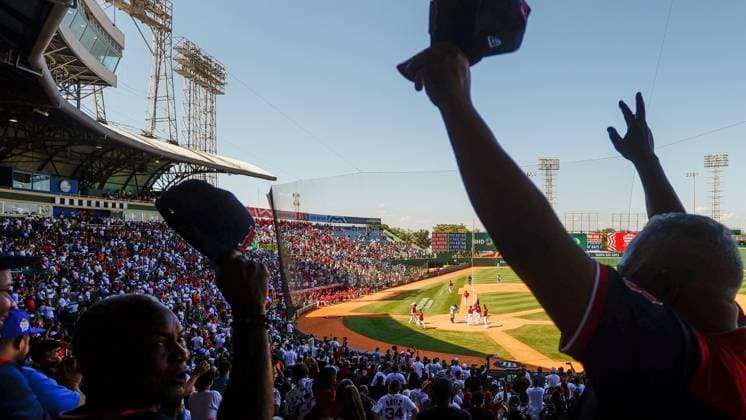 Sport Themen der Woche KW10 Sport Bilder des Tages March 10, 2024, Florida, USA: Boston Red Sox fans celebrate a grand slam from first baseman Bobby Dalbec (29) in the sixth inning of a spring training game against the Tampa Bay Rays for MLB, Baseball Herren, USA ¢â‚¬â ¢s World Tour Dominican Republic series at Estadio Quisqueya in Santo Domingo on Sunday, March 10, 2024. Florida News - March 10, 2024  - ZUMAs70_ 0420064134st Copyright: xTampaxBayxTimesx