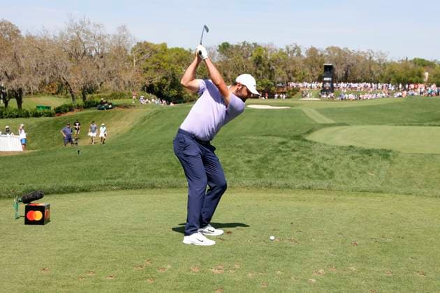 ORLANDO, FL - MARCH 10: PGA, Golf Herren golfer Scottie Scheffler hits his tee shot on the 2nd hole during the Arnold Palmer Invitational presented by MasterCard at the Arnold Palmer s Bay Hill Club & Lodge on March 10, 2024, in Orlando, Florida. (Photo by Brian Spurlock Icon Sportswire) GOLF: MAR 10 PGA Arnold Palmer Invitational presented by Mastercard EDITORIAL USE ONLY Icon240310128