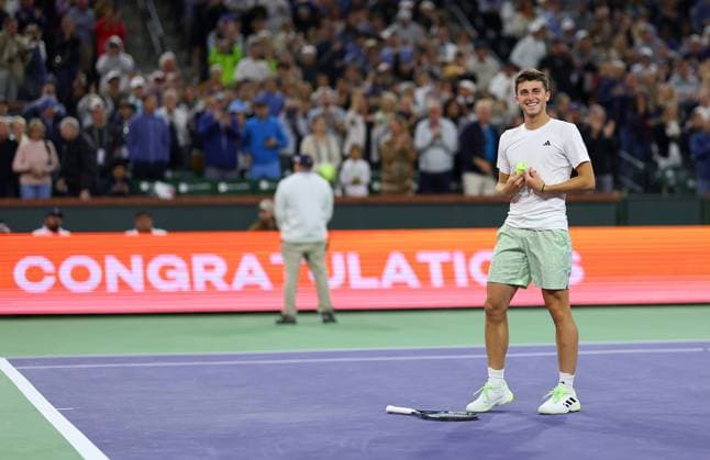 Luca Nardi of Italy celebrates on match point BNP Paribas Open, Tennis, Day 6, Indian Wells Tennis Garden, California, USA - 11 Mar 2024  Copyright: xEllaxLing Shutterstockx 14381616dc