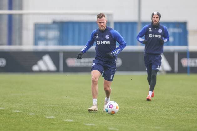 12.03.2024, Fussball, Saison 2023 2024, 2. Bundesliga, Training FC Schalke 04, Tomas Kalas (FC Schalke 04) Gelsenkirchen Veltins Arena NRW Deutschland xRHR-FOTO TRx