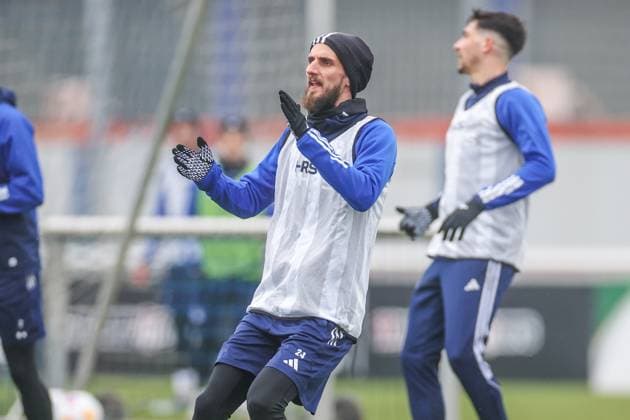 12.03.2024, Fussball, Saison 2023 2024, 2. Bundesliga, Training FC Schalke 04, Dominick Drexler (FC Schalke 04) Gelsenkirchen Veltins Arena NRW Deutschland xRHR-FOTO TRx