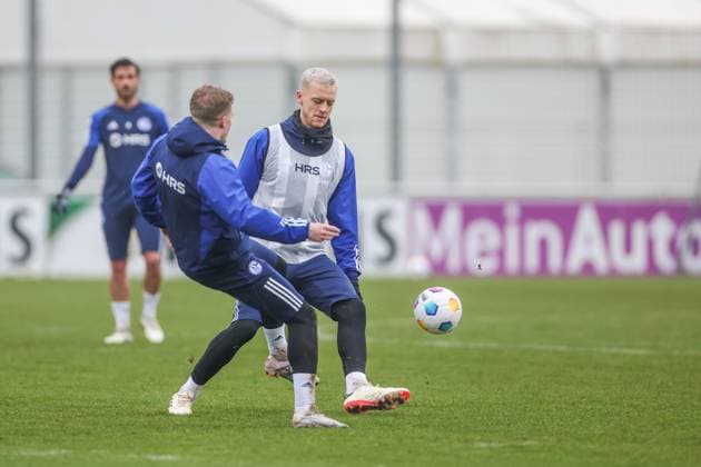 12.03.2024, Fussball, Saison 2023 2024, 2. Bundesliga, Training FC Schalke 04, Timo Baumgartl (FC Schalke 04) Gelsenkirchen Veltins Arena NRW Deutschland xRHR-FOTO TRx