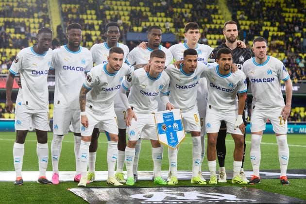 Olympique Marseille getting into the field during the UEFA Europa League 2023 24 round of 16 second leg match between Villarreal CF and Olympique Marseille at Estadio de la Ceramica on March 14, 2024 in Villarreal, Spain. FOOTBALL : Villarreal vs Olympique de Marseille - UEFA Ligue Europa - 1 8 Huitiemes - 14 03 2024 LGM Panoramic 