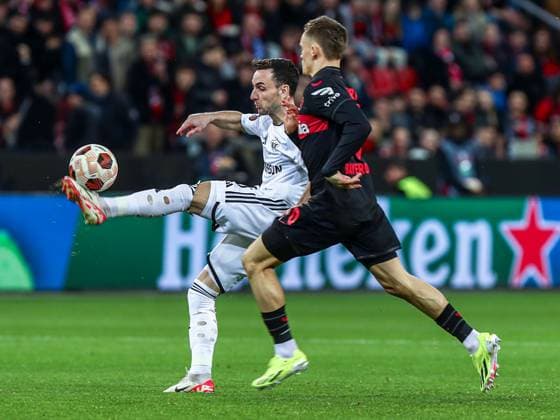 Florian Wirtz (Bayer 04 Leverkusen, 10) im Zweikampf gegen Marco Jankovic (Qarabag Agdam, 08), GER, Bayer 04 Leverkusen vs. Qarabag Agdam, UEFA Europa League 2023 24, Achtelfinal-Rückspiel, 14.03.2024, GER, Bayer 04 Leverkusen vs. Qarabag Agdam, UEFA Europa League 2023 24, Achtelfinal-Rückspiel, 14.03.2024, Foto: Eibner-Pressefoto Gabriel Boia Leverkusen Copyright: xGabrielxBoiax EP_EER