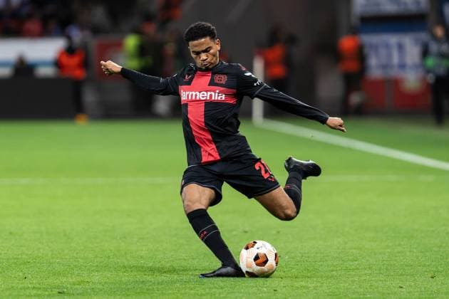 GER, UEFA Europa League Bayer 04 Leverkusen vs QarabaÄü AÄüdam Qarabag Agdam 14.03.2024, BayArena, Leverkusen, GER, UEFA Europa League Bayer 04 Leverkusen vs QarabaÄü AÄüdam Qarabag Agdam Im Bild: Amine Adli (Bayer 04 Leverkusen, 21) Einzelaktion; Ganzkörper Ganzkoerper ; Ball am Fuss;