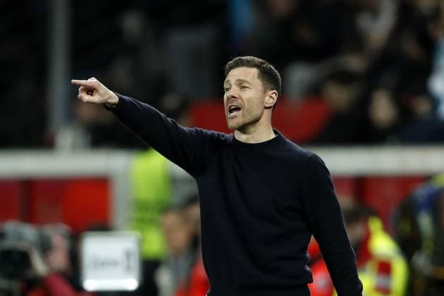 LEVERKUSEN - Bayer 04 Leverkusen coach ANP Hollandse Hoogte Bart Stoutjesdijk UEFA Europa League 2023 24 2023 2024 xVIxANPxSportx xBartxStoutjesdijkxIVx 493699754 originalFilename: 493699754.jpg