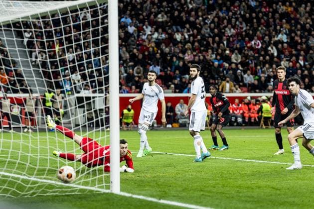 UEFA Europa League: Bayer 04 Leverkusen - Qarabag Agdam; 14.03.2024 Jeremie Frimpong (Bayer 04 Leverkusen, 30) trifft zum 1:2 UEFA Europa League: Bayer 04 Leverkusen - Qarabag Agdam, BayArena Leverkusen am 14.03.2024 Copyright: xBEAUTIFULxSPORTS Wunderlx