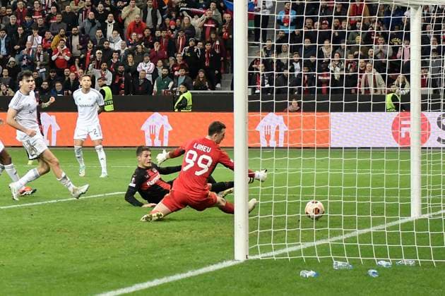 Sport Bilder des Tages Patrik Schick ( 14, Bayer Leverkusen) erzielt das Tor zum 2:2 14.03.2024 Fussball Europa League, Bayer 04 Leverkusen vs Qarabag FK, BayArena, Leverkusen, NRW Germany