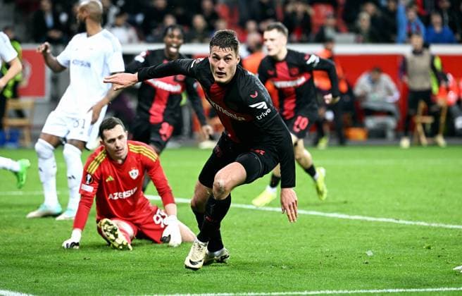 Fussball, Europa League, Deutschland, Herren, Saison 2023 2024, Achtelfinale Rückspiel, BayArena Leverkusen, Bayer Leverkusen - Qarabag Agdam 3:2; Jubel Patrik Schick (LEV) nach seinem Tor zum 2:2. Jubel, Freude, Aktion. UEFA REGULATIONS PROHIBIT ANY USE OF PHOTOGRAPHS AS IMAGE SEQUENCES AND OR QUASI-VIDEO