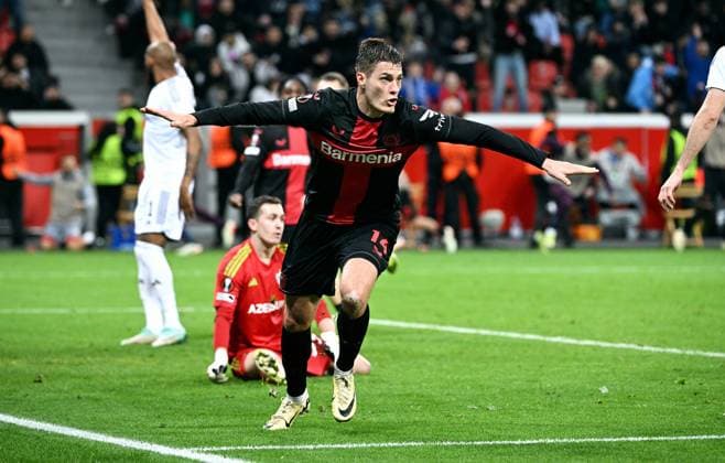 Fussball, Europa League, Deutschland, Herren, Saison 2023 2024, Achtelfinale Rückspiel, BayArena Leverkusen, Bayer Leverkusen - Qarabag Agdam 3:2; Jubel Patrik Schick (LEV) nach seinem Tor zum 2:2. Jubel, Freude, Aktion. UEFA REGULATIONS PROHIBIT ANY USE OF PHOTOGRAPHS AS IMAGE SEQUENCES AND OR QUASI-VIDEO