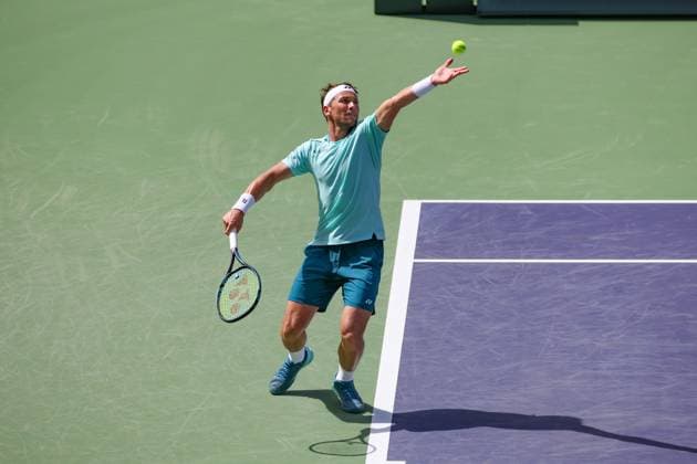 INDIAN WELLS, CA - MARCH 14: Casper Ruud (NOR) serves during the BNP Paribas Open on March 14, 2024 at Indian Wells Tennis Garden in Indian Wells, CA. (Photo by George Walker Icon Sportswire) TENNIS: MAR 14 BNP Paribas Open EDITORIAL USE ONLY Icon240314048