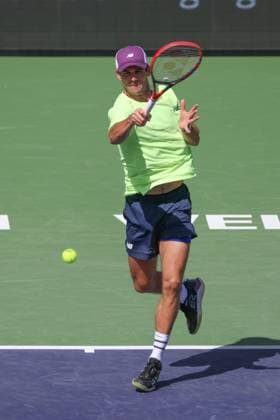 INDIAN WELLS, CA - MARCH 14: Tommy Paul (USA) hits a forehand during the BNP Paribas Open on March 14, 2024 at Indian Wells Tennis Garden in Indian Wells, CA. (Photo by George Walker Icon Sportswire) TENNIS: MAR 14 BNP Paribas Open EDITORIAL USE ONLY Icon240314060